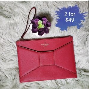 Kate spade pink wristlet clutch zip closure euc